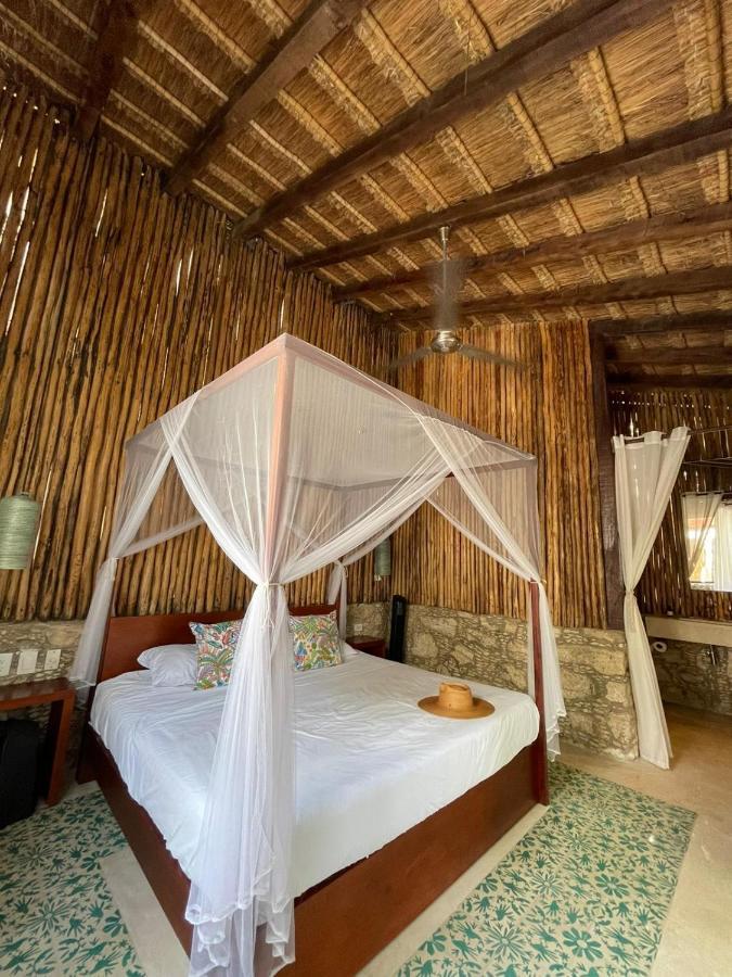 Pina Coloradas Ecolodge Yuluc 外观 照片